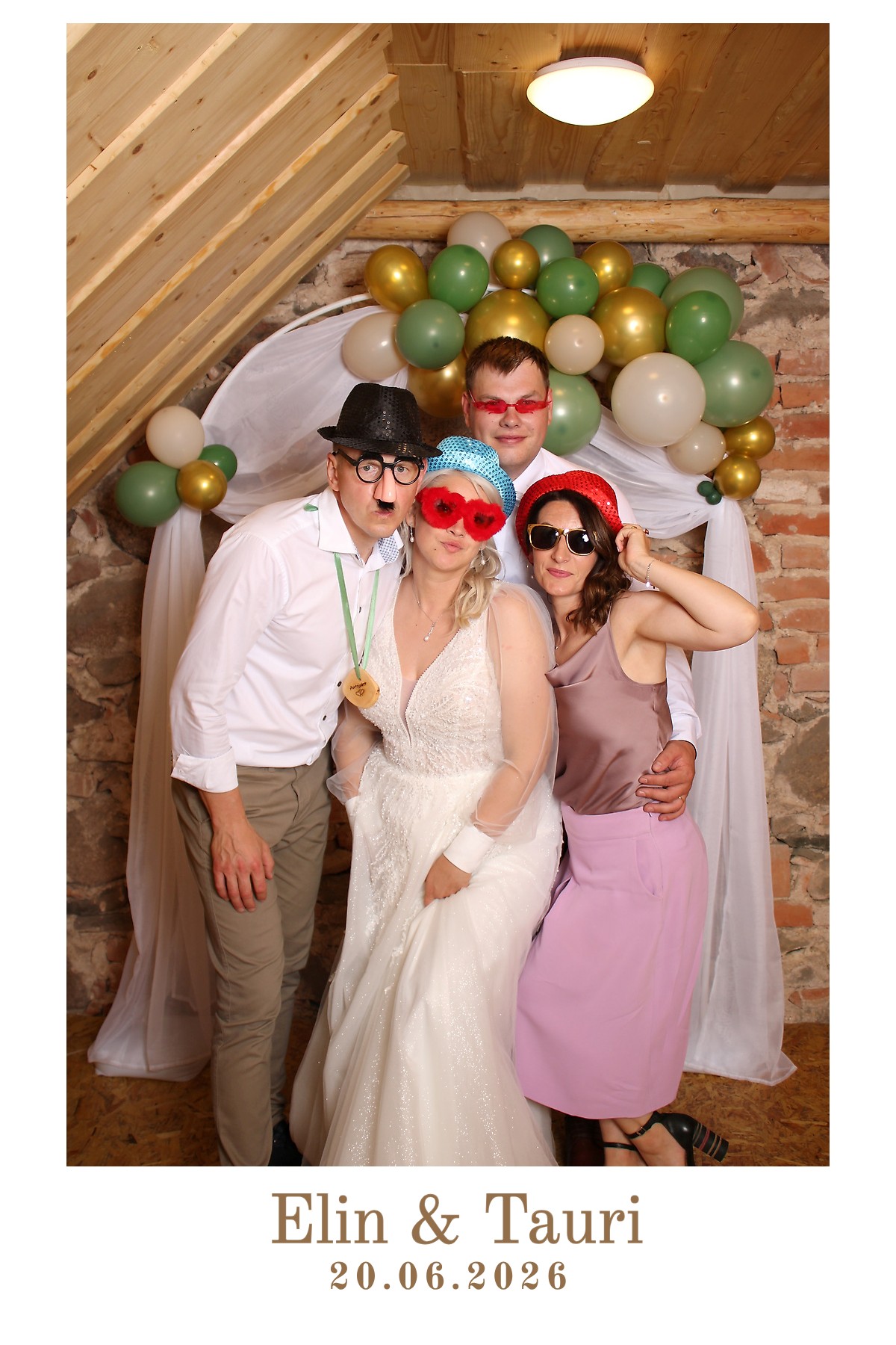 FM Moments fotopeegli rent üle eesti